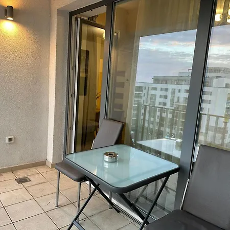 Glam Near Coresi Mall * Brasov