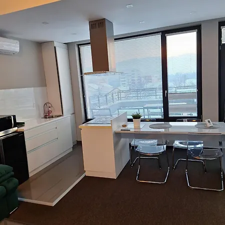 Glam Near Coresi Mall * Brasov